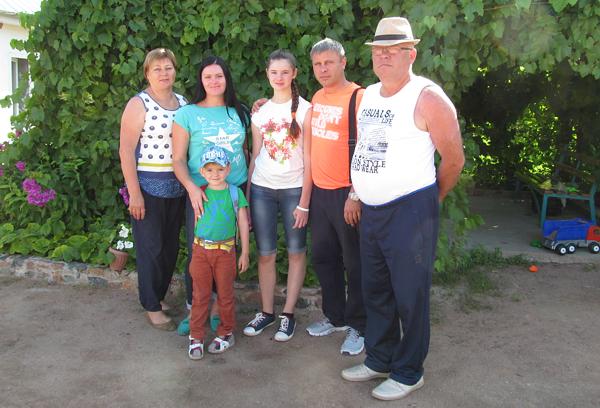 Ищенко Любовь и группа, Астана, КЗ отдыхали у Веры в Каджи-Сае.